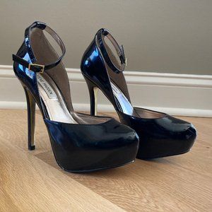 Steve Madden size 8 stilettos pump black ankle strap patent leather